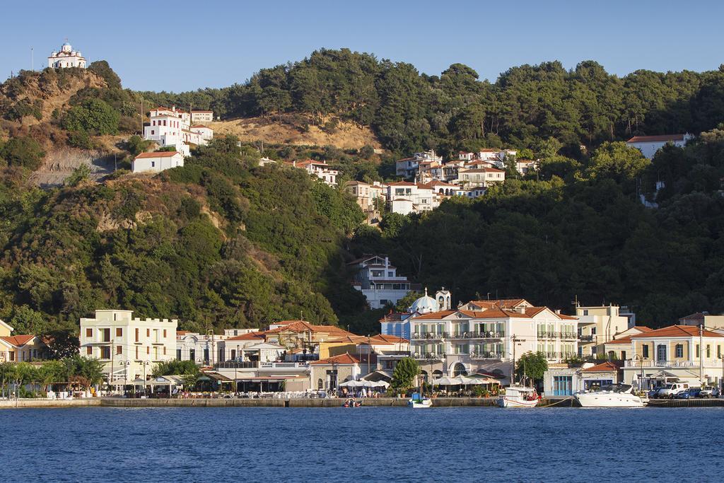 Samaina Port Hotel Karlovassi Dış mekan fotoğraf